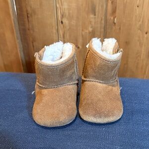 UGG Chestnut Suede Baby Booties with Cream Shearling